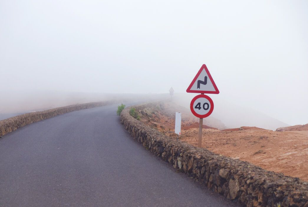 Comment acheter des panneaux routiers sur internet ?